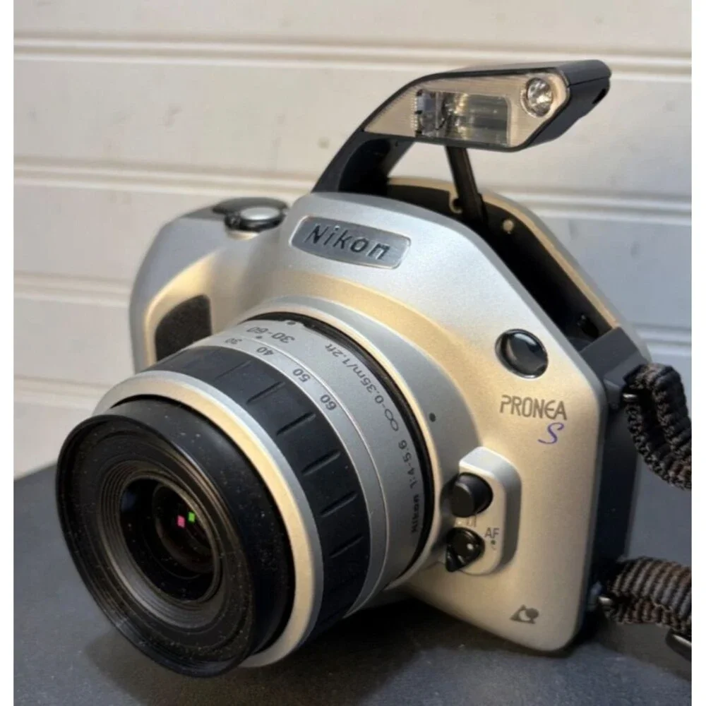 Nikon Pronea S APS Film Camera f/1:4-5.6 30-60mm Lens w/new batteries & film
